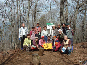 2010年4月24日(土)春日山ー滝戸山ー芦川北側稜線